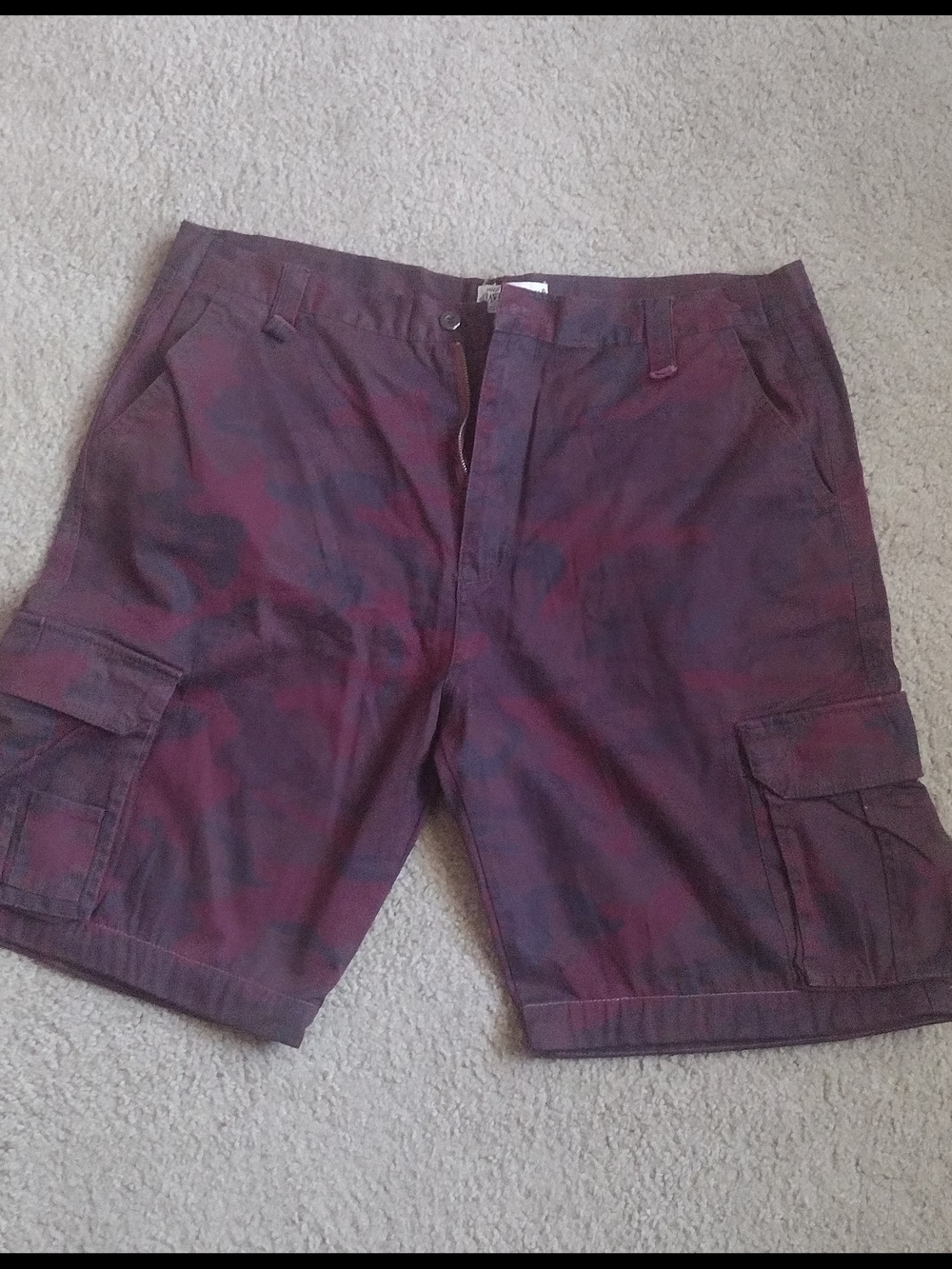 Burgundy Camo Cargo Shorts Size 44 $12